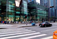 Để một đất nước phát triển mỗi cá nhân phải quên lợi ích mình đi