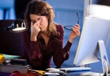 5 dấu hiệu cho thấy bạn bị mỏi mắt do dùng máy tính quá lâu và cách khắc phục