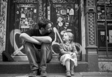 Những điều cha mẹ dặn con gái