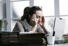 10 bí quyết giúp giảm căng thẳng mệt mỏi cho dân văn phòng có thể áp dụng ngay