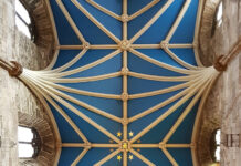 Khi họ không coi mình ra gì