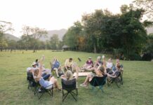 Tắt đèn nhà ngói cũng như nhà tranh