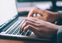 Cách nhập và chỉnh sửa file PDF trong Canva