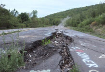 Thị trấn lửa có thể bất thình lình cháy dưới chân ở Mỹ