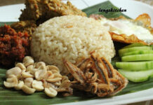 NASI LEMAK