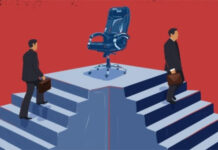 Nhiều sếp vui sướng khi quay về làm nhân viên vì lương cao và giảm áp lực