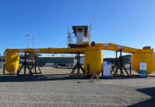 Cỗ máy giống nhện nước khai thác năng lượng sóng