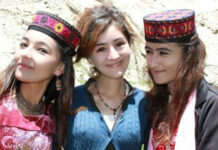 Kỳ lạ về tộc người da trắng ở Trung Quốc, không được kết hôn với người nước ngoài: Lý do vô cùng bất ngờ!