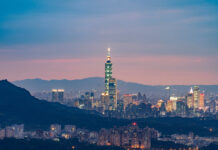 CHUYỆN CHỊ HÔN ĐI ĐÀI