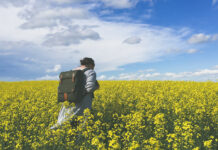 CHẲNG BIẾT PHẢI ĐI ĐÂU