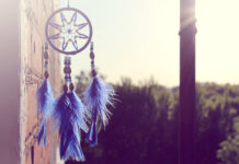 BÓI THÀNH CÔNG QUA THÁI ĐỘ LÀM VIỆC