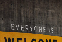 EVERYONE’S WRONG WHEN EVERYONE’S RIGHT