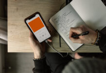 SAO HỌ CHẲNG LẮNG NGHE?