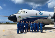 Bay thẳng vào tâm siêu bão mà không lo bị rơi, bí mật công nghệ của máy bay săn bão là gì?