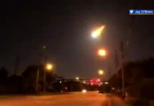 Quả cầu lửa bí ẩn thắp sáng bầu trời đêm ở Florida