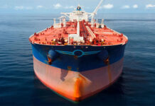 Điều gì khiến tàu bè đi theo vòng tròn?