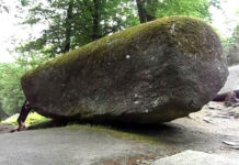 Tảng đá bí ẩn nặng 137 tấn, ai cũng có thể di chuyển