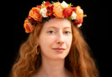 Dùng vật liệu đen nhất thế giới làm background chụp ảnh, điều gì sẽ xảy ra?