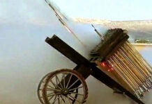 Video: Cận cảnh sức mạnh khủng khiếp của ‘siêu hỏa tiễn’ bắn 100 mũi tên cùng lúc trong thế kỷ 15