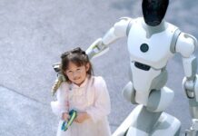 Robot trông trẻ đã xuất hiện, ngày càng thông minh hơn và mở ra kỷ nguyên mới của cuộc sống gia đình
