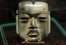 Tại sao khuôn mặt lại trở thành mục tiêu trừng phạt xuyên suốt lịch sử?