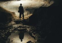 Hai tháng sống trong hang tối, nhà địa chất vô tình phát minh ra một lĩnh vực sinh học mới